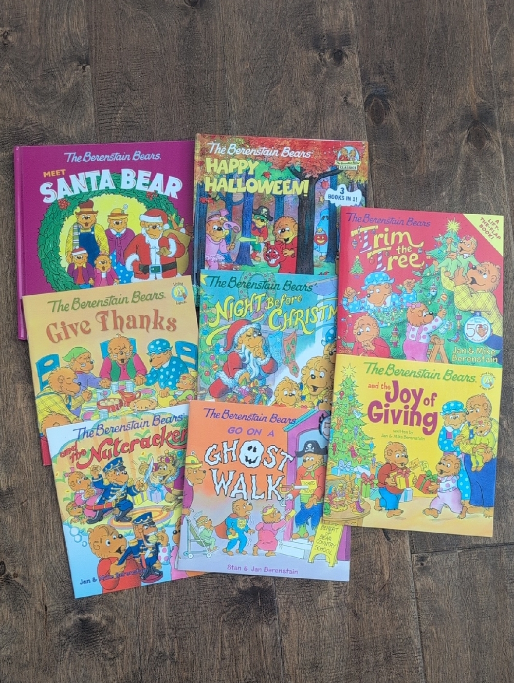 Berenstain Bears Holiday Book Lot